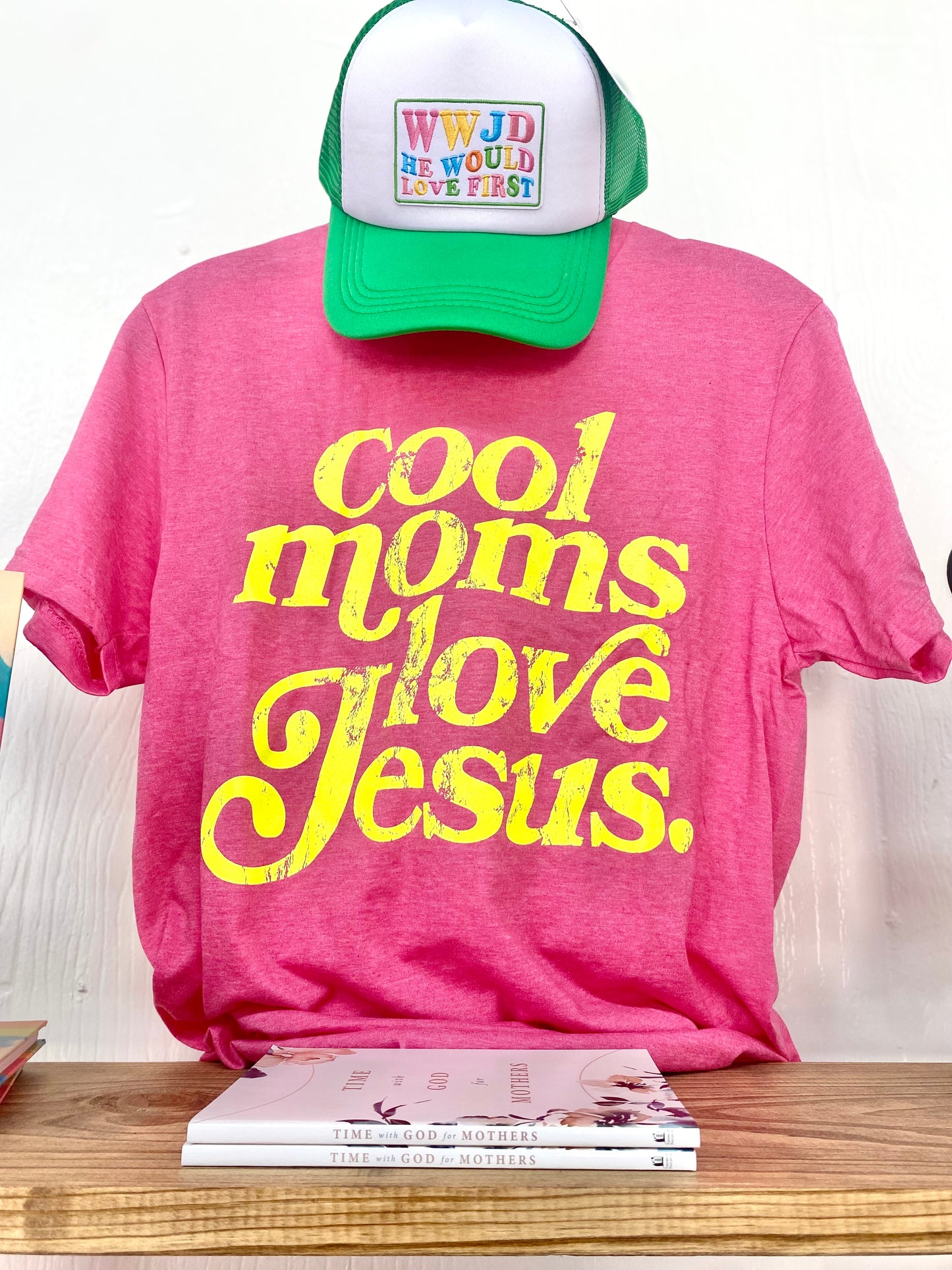 Cool Moms Love Jesus