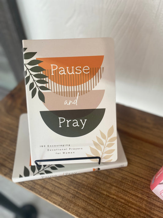 Pause and Pray: 180 Devotional Prayers For